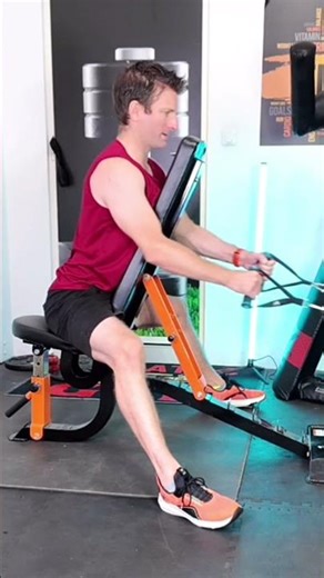 A very strong back with this elastic exercise