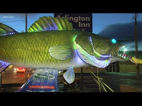 Port Clinton Walleye Drop live and in-person as northwest Ohio partygoers say hello to 2022