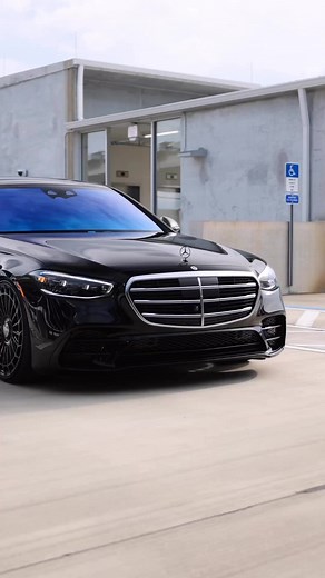 37K views · 576 reactions | W223 S-Class 驪 Rate it 1-10! : @_wolfblk | Mercedes-Benz Maybach Fans | Facebook