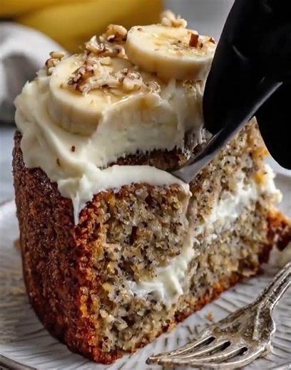Heavenly Banana Cake with Cream Cheese Frosting Recipe