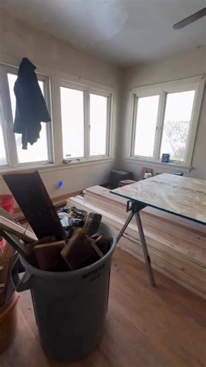 I love when the OG rolls in and starts framing — because that’s when I know things are about to MOVE. Demo is cool and all… but putting it back together? That’s the fun part 😌🔨 Got some of the crew here today — mostly the Cuyler Ave crew, plus the Cicero/Berwyn crew showing up and getting it done. This is where houses start looking like houses again. #ChicagoFlippin #FlipLife #FramingDay #DemoDone #CrewEnergy OldHouseNewLife NoCornersCut WorldClassWork ChicagoRenovation BossMoves 🔥🏚️➡️✨