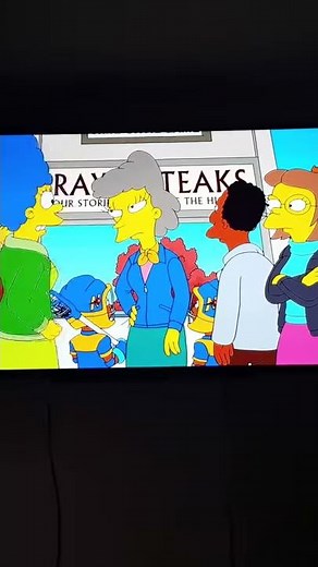 Marge Simpson puts Helen Lovejoy in her place.