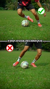903K views · 9.9K reactions | STEP OVER TECHNIQUE ⚽️. #football #footballskill #soccer #stepovers @highlight | Vikash Hwbm | Facebook