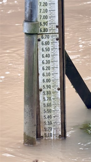 The Blue River below the reservoir. A good job managing water at the dam. 12/20/2025 | McKenzie River Drone Photography