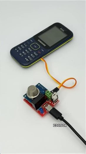 Gas leakage detector project with call notification #diy #shorts #schoolproject #gasdetectorproject