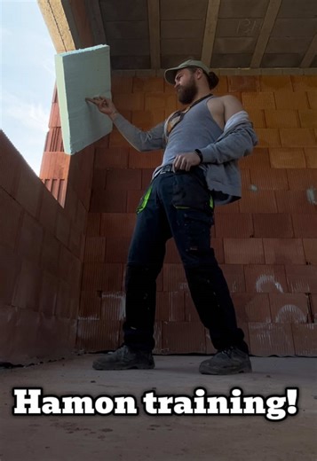 Video di Vasya Stasiuk (@viter_v_polii) su training