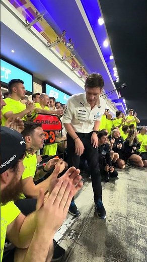 Arriving in style for the team photo 📸 #f1