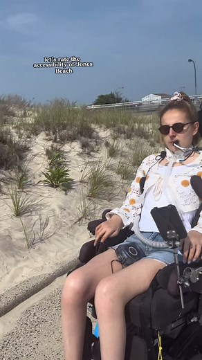 Rating Wheelchair Accessibility of Jones Beach, New York #Disability #SpinalCordInjury #AccessibleActivities #WheelchairAccessible | Rebecca Koltun