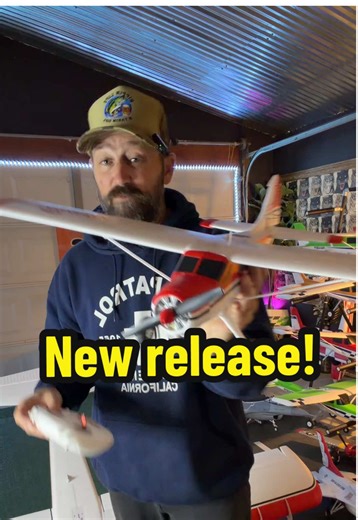 Brand new release ✈️ The FMS 800mm Beaver brings classic bush-plane vibes in a compact, easy-to-fly size. High-wing stability, scale looks, and smooth handling make it perfect for relaxed flying and short takeoffs. RTF option comes with everything you need to fly, or grab the PNP if you’re upgrading your own gear. Tap the product on screen to grab one 👆 #FMSRC #RCPlanes #BushPlane #AirGeeksRC #TikTokShop