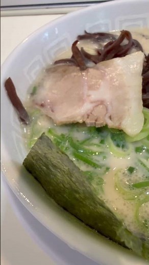 博多天神 新宿東口駅前店のラーメン #ramen #ラーメン #ラーメン屋 #ラーメン巡り #らーめん #らーめん大好き #noodles #noodle #新宿ラーメン #新宿グルメ #博多天神