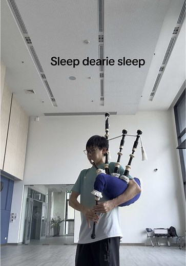 Sleep Dearie Sleep: Melodic Bagpipes Lullaby