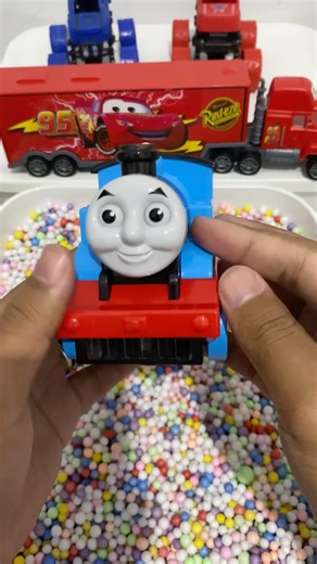 Toy Hunt Get Big Thomas #thomas #thomasandfriends #cars #mcqueen #mater #tayo #rusteze