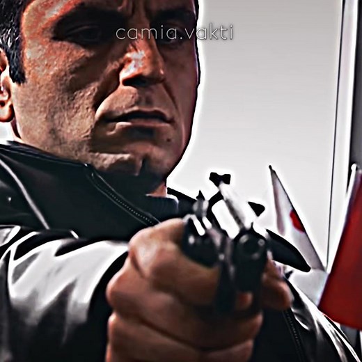 Memati nasıl birisi ? ⧼𝙲𝚈𝙱𝙴𝚁𝙿𝙷𝚄𝙽𝙺⧽ #kurtlarvadisi