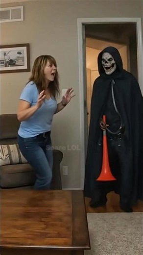 Epic Jump Scare Reactions 😱 | Nobody Saw This Coming