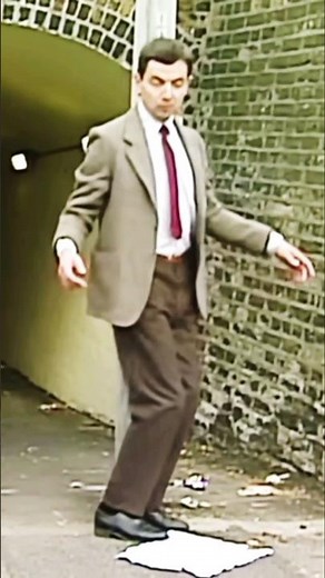 Mr. Bean's HILARIOUS Dance Moves | Epic Comedy Moment! 😂🤣 #mrbean #funny #dance #trending #shorts