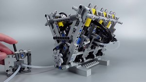 Exploring Piston Engine Design With LEGO