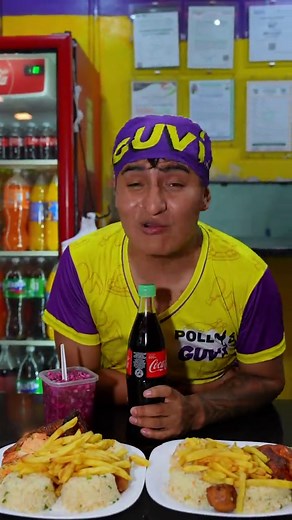 Amiguitos, al último seguidor que me siga le voy a regalar todo esto para que lo disfrute durante un mes entero, solo para él. Así que ya saben, síganme en TikTok y también en Facebook, porque mientras más se sumen, más cerca estamos de ver quién será el último seguidor que se llevará todo. Puede ser cualquiera… hasta tú. 😎💪