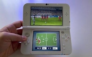 【任天堂】新3DSXL体验《Fifa15》