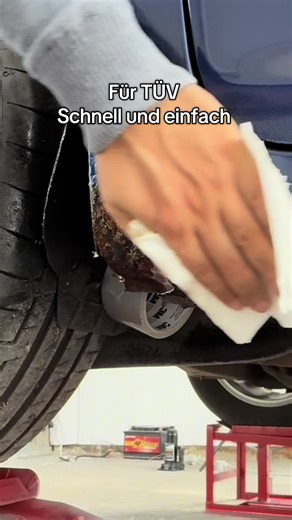 Rust Removal Techniques for Vehicle Painting