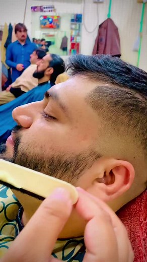 Expert Tips for Effective Waxing at Home