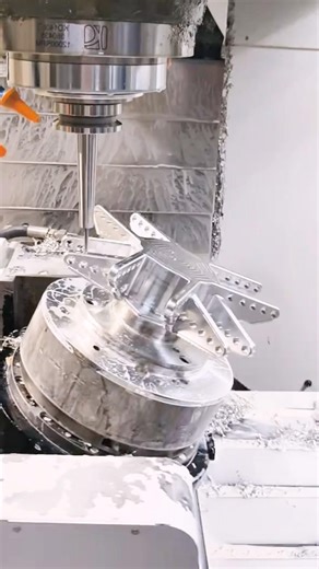 milling #cnc #metal #cncmill #machiningprocess #cncmachining #cncmilling #cncmachine #cncfactory