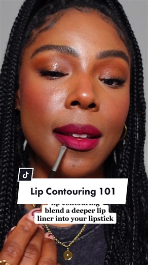 Lip contouring & lip liner for beginners #lipcontouring #liplinertutorial #beginnerfriendlymakeup