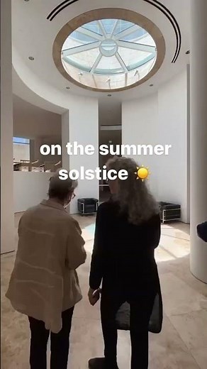 This only happens on the summer solstice. #gettymuseum