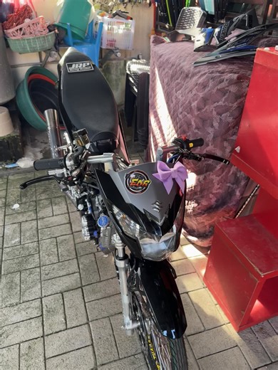 Raider 150 FI: Features and Specifications