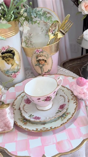 Let’s create a beautiful Victorian bow using a coffee filter rose that I gold leafed, ribbon, lace and cameo broach! Perfect to doll up any space! 🎀✨ | Olivia's Romantic Home DIY