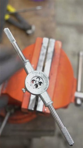 Forging a Bowie Knife: From Useless Metal to Razor Sharp!