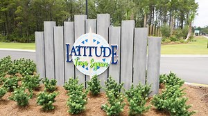 Our friends at Latitude Margaritaville Watersound have reached a major milestone! The Town Square is officially open and residents celebrated in true Latitude fashion with music, margaritas and more. New amenities include the Paradise Pool, Latitude Bar & Chill Restaurant and Fins Up! Fitness Center, just to name a few. There’s so much more to see—and they’re just getting started! Want to learn more? Check out Latitude Margaritaville’s Barefoot Bulletin to read all about it! https://bit.ly/3DcwW