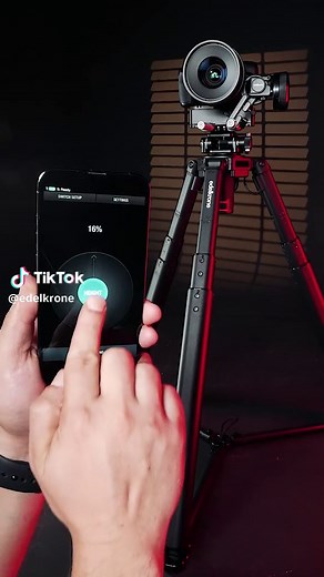 The world’s first and only motorized tripod, Tripod X, is now fully compatible with both the edelkrone App 📱 and the edelkrone Watch App ⌚️! Easily adjust its height from your smartphone or smartwatch for a hands-free workflow. With automatic leveling and precise control, Tripod X lets you focus on your creative vision 🎥, saving time and energy for what matters most. #TripodX #edelkrone #Filmmaking #SmartTech #Innovation #ContentCreation