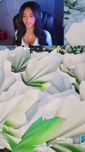 N3ON GETTING ANGRY BECAUSE A BOT IS DESTROYING HIM #fortnite #tiktokgirl #n3on