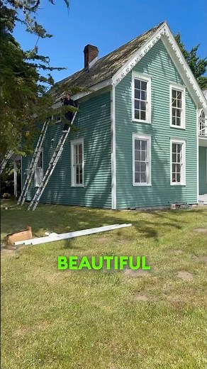 Oregon Coast Half Round Gutters: Timeless Style & Pro Installation Tips #Shorts #GutterInstallation