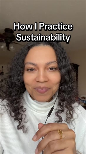 Sustainability looks different for everyone, but this is what it looks like for me. I’m a filmmaker, so on set nothing gets printed. Scripts and call sheets stay digital. Receipts live in my inbox, not my bag. And yes, the reusable grocery bags actually get used. Small choices add up, especially in an industry that runs on paper. Curious how you’re showing up for the planet in your own way. Drop what you’re doing in the comments.
