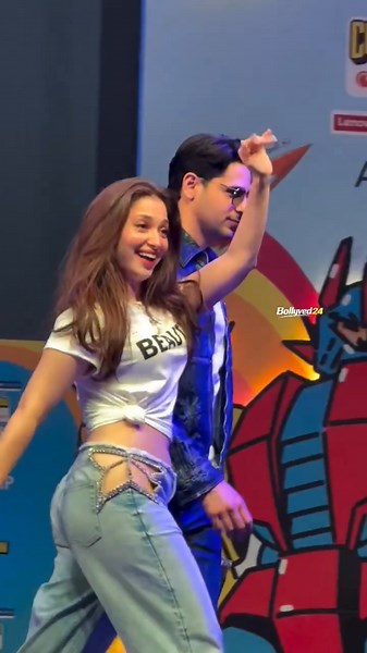 Sidharth 💞 Tamannaah #Vvan Movie Comic book launch event #sidharthmalhotra #tamannaahbhatia #shorts