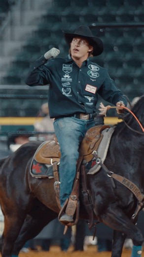 JC Flake, Dustin Egusquiza break Globe Life team roping record in 3.41 at The American Rodeo