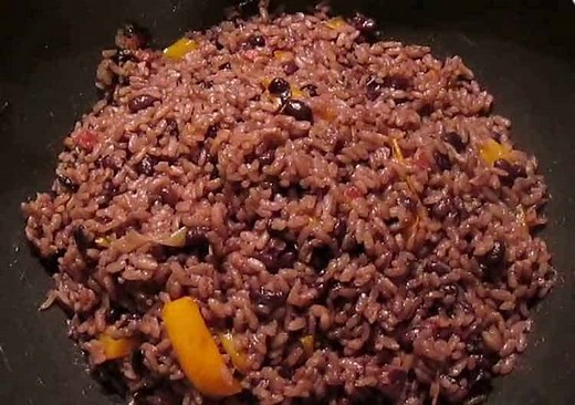 7 Pasos para hacer un Sabroso CONGRÍ Cubano