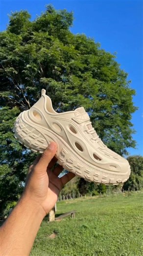 Breathable Unisex Training Shoes Made from EVA Material