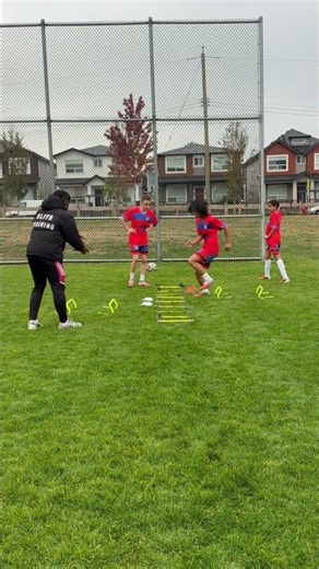 Agility training #footballtraining #soccertraining #soccercoach #football #trainingsession