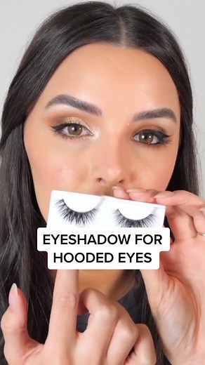 Enhancing Hooded Eyes: Makeup Tips and Tricks