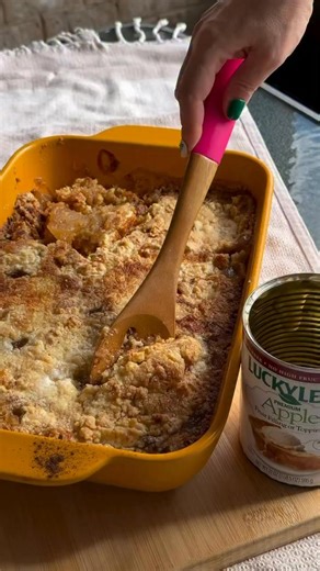 Need an easy last minute Christmas dessert? Dump cake! Yes any pie filling you want. Grab this printable recipe: https://www.stephreallife.com/easy-apple-cinnamon-dump-cake/ #Dumpcake #easydesserts #christmasdesserts | Stephanie Gigliotti