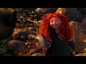 Brave: Mejores momentos - Mérida da de comer a su madre | Disney Junior Oficial