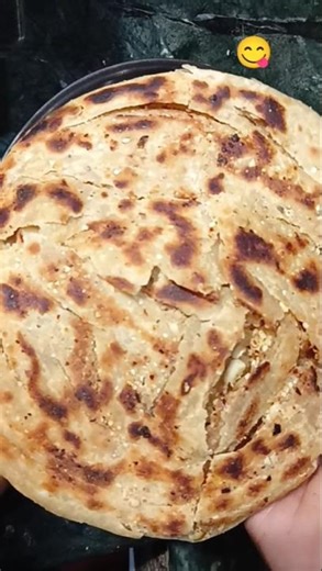 Peanut Garlic Laccha Paratha 🧄 How To Make Spicy Peanut Garlic Paratha#shorts ‪@FoodieShot419‬