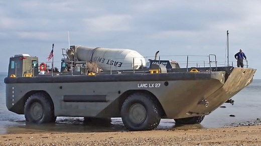 The US Army's Largest 4x4 Ever: The Gigantic, 1,000-HP LARC-LX Amphibious Vehicle