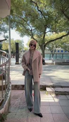 🌸穿得浪漫一点，眼神柔软一点，日子也跟着可爱起来。🌿让好看成为日常，让品味落入细节。 #可米COMI欧韩馆#冬款时尚穿搭#时尚街拍穿搭 #同城好店推荐 #喜欢穿搭的朋友请关注我