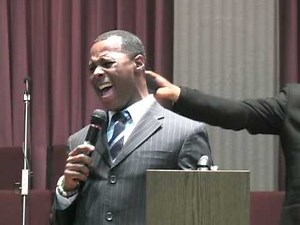 Micah Stampley singing It Is Well