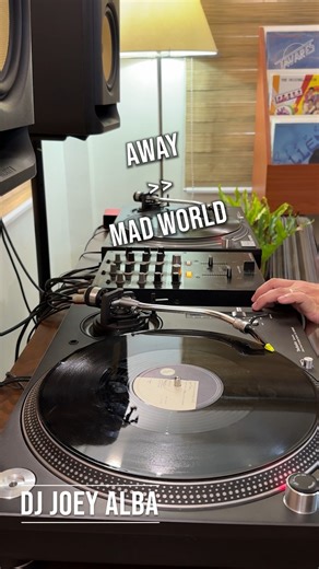 Sounded basic but not so basic transition. Bolshoi - Away Tears for fears - Mad World Listen to the full mixset "80s New Wave's Trickiest Transitions" via my youtube channel @jvalba2010 #80s #djjoeyalba #notoredrum #notoautosync #80sMusic #vinylcollection #purevinyl #retro #oldschool #80snewwave #newwave | DJ Joey Alba