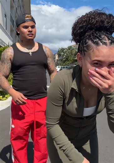 I ain’t gone lie.. that’s crazy 😭 #larobenz #funny #lilversachi | dances