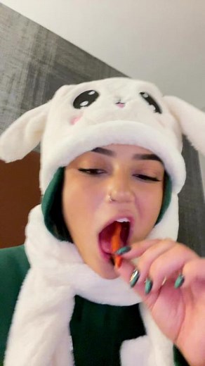 beep boop bop (@lilpapiclowngirl)’s videos with original sound - sounds🎧